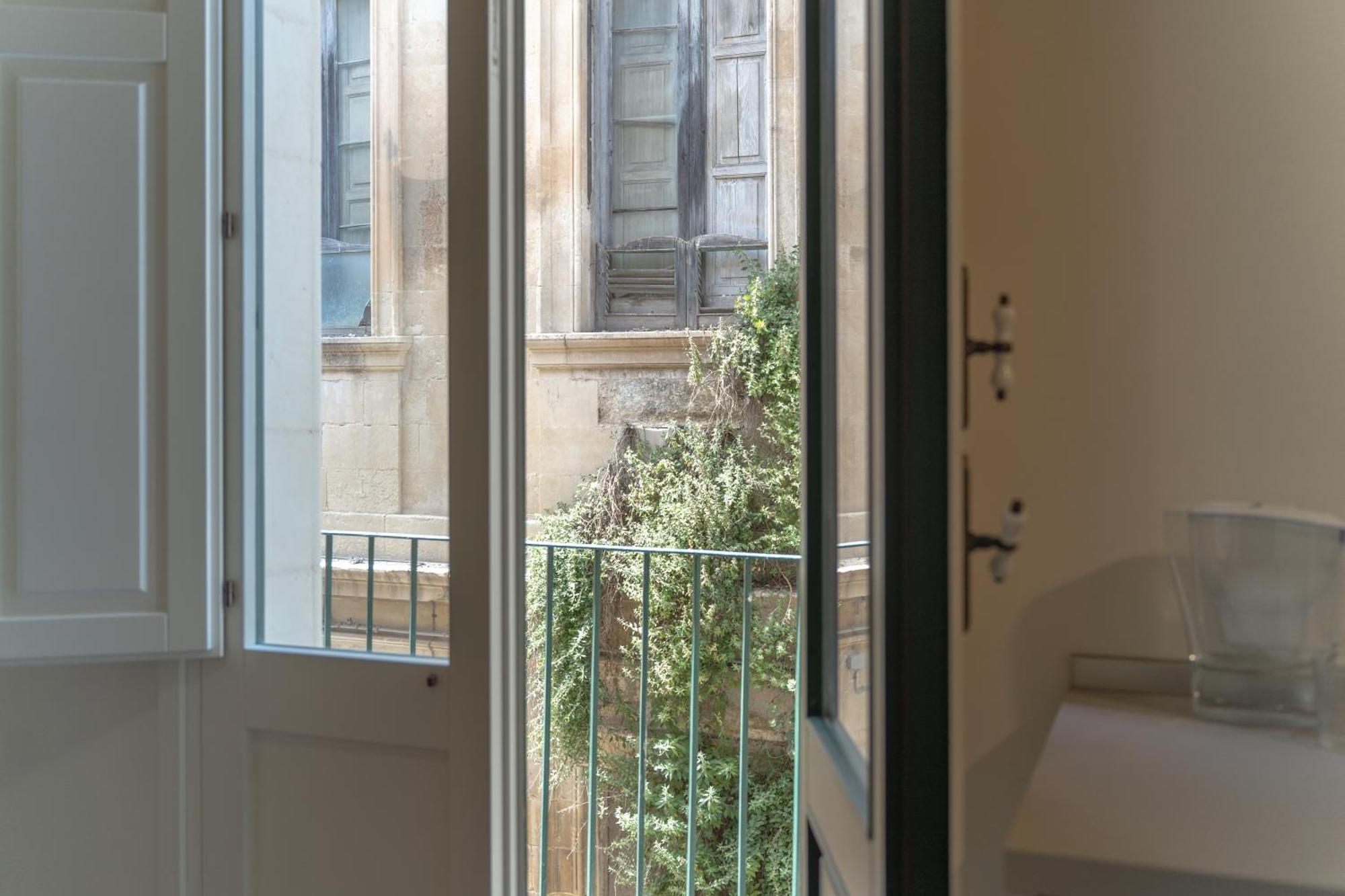 Margherita Apartment & Rooftop By Residence Colibri Lecce Exteriér fotografie