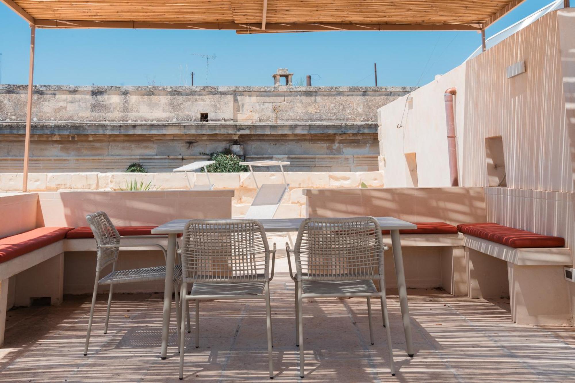 Margherita Apartment & Rooftop By Residence Colibri Lecce Exteriér fotografie
