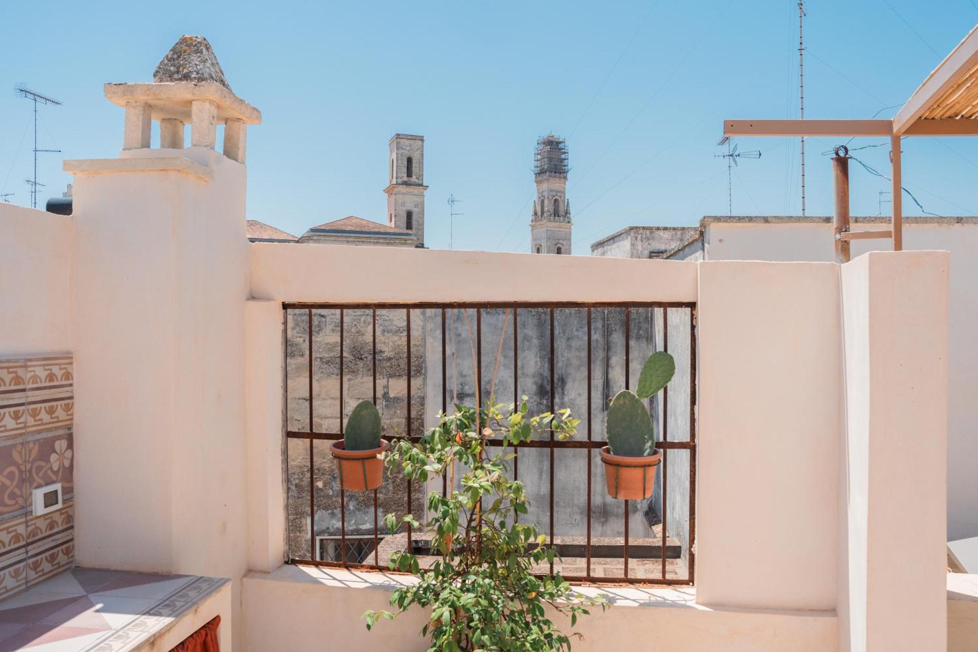 Margherita Apartment & Rooftop By Residence Colibri Lecce Exteriér fotografie